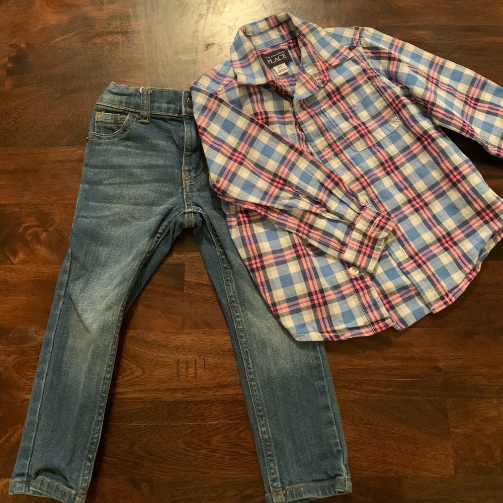 2 piece set of boys 2T outfit